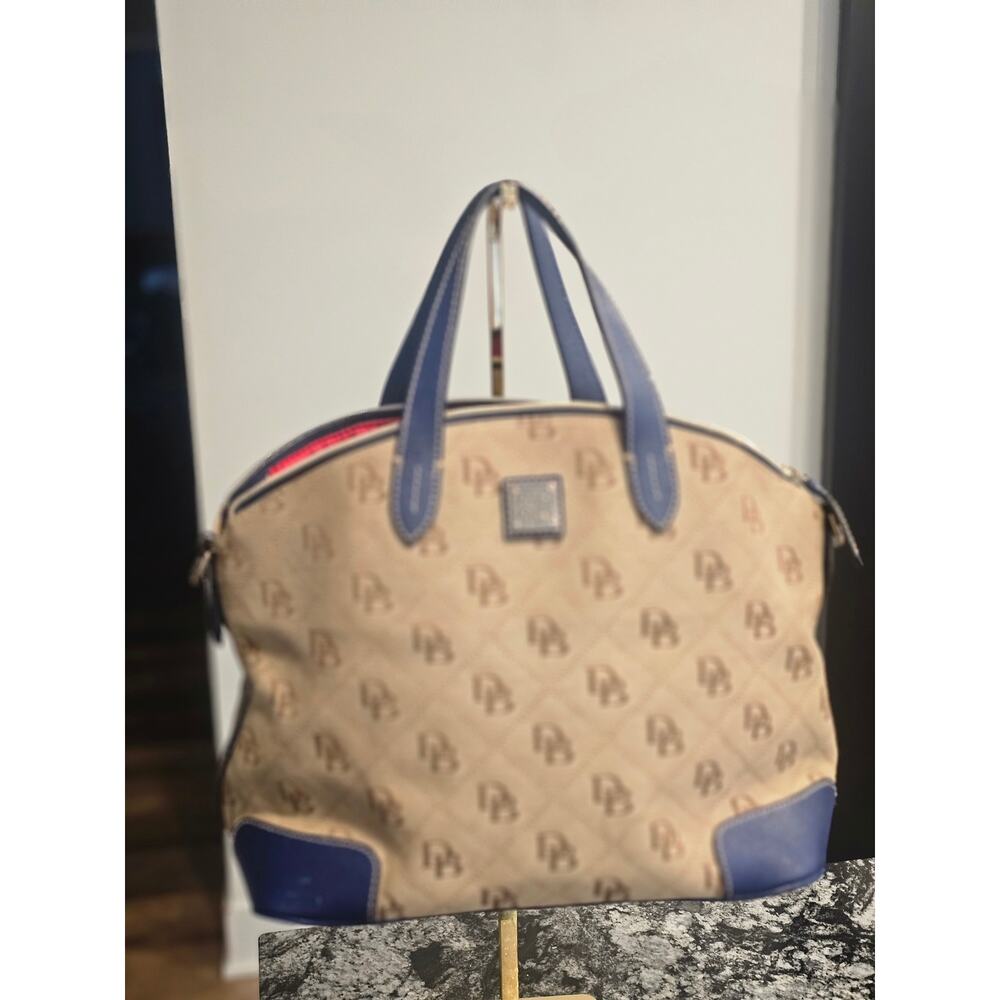 Dooney & Bourke